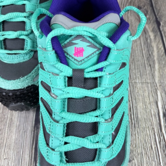 UNDEFEATED Nike Air Terra Humara Light Menta/Black Mens 6.5 WMNS 8 FN7546-301 main image 3